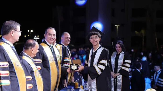 إنجاز عظيم لطلاب الأكاديمية العربية