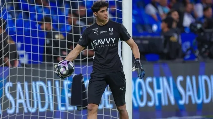اتفاق الهلال مع ياسين بونو لتجديد العقد