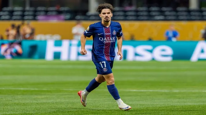 استبعاد حكيمي من مواجهة لوريان في الدوري الفرنسي