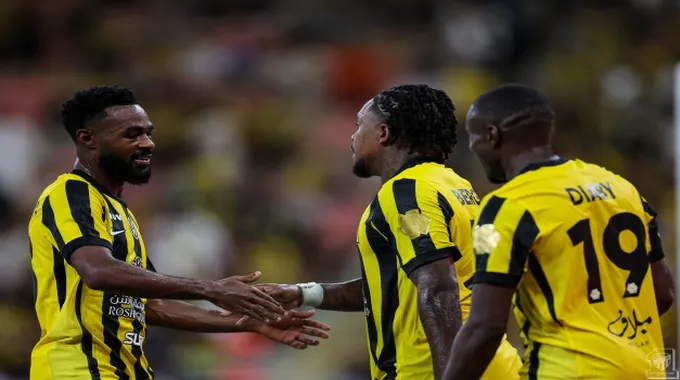 الرجاء الرياضي يستعد لمواجهة اتحاد الفتح