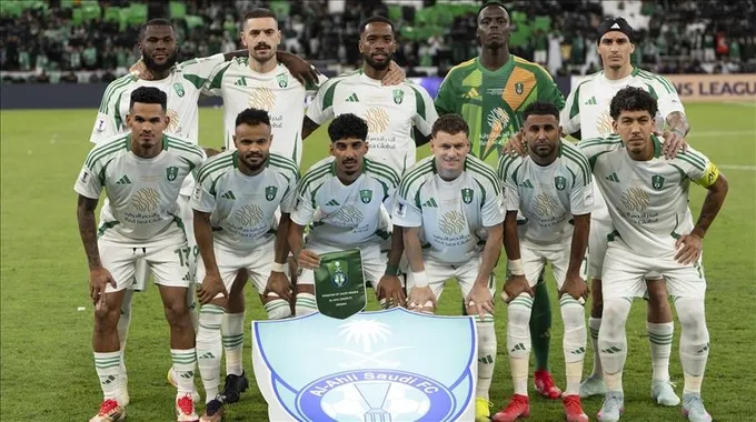 الهلال السعودي يتحدى ناساف الأوزبكي في آسيا