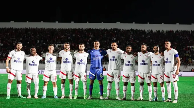 الوداد الرياضي يتفوق على حسنية أكادير