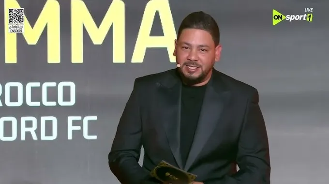 تتويج عثمان معما بجائزة أفضل لاعب شاب في إفريقيا