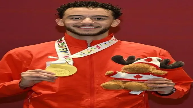 تهنئة محمد السيد بعد فوزه بالميدالية الذهبية