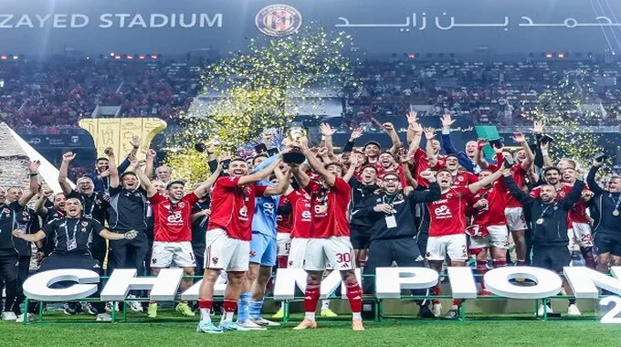 راحة للاعبي الأهلي بعد التتويج بالسوبر