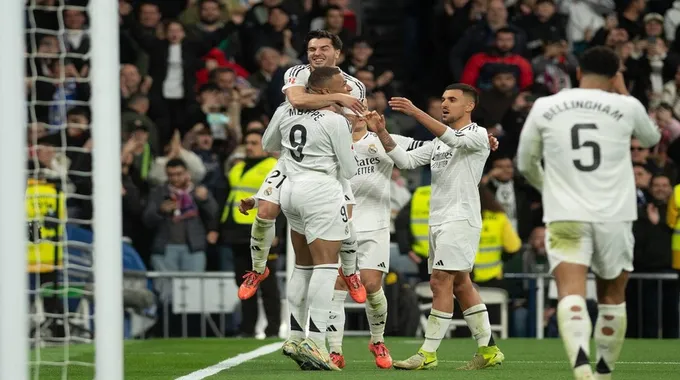 ريال مدريد يحقق انتصارًا مهمًا على إشبيلية