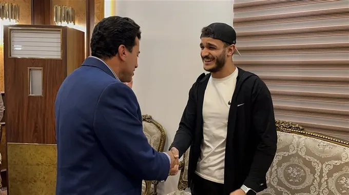 عودة بطل المصارعة المصري مصطفى حسين