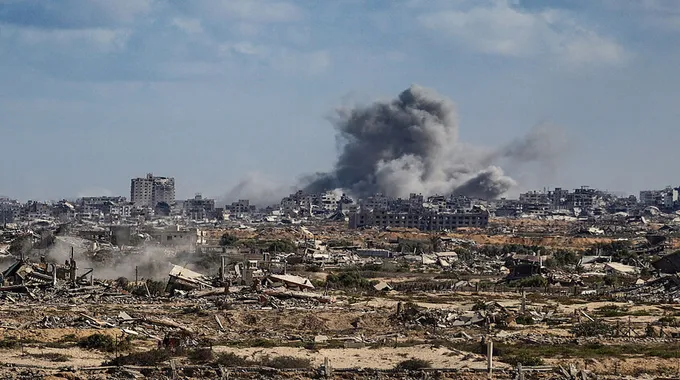 غوارديولا يعلق على خسارة ليفربول المفاجئة