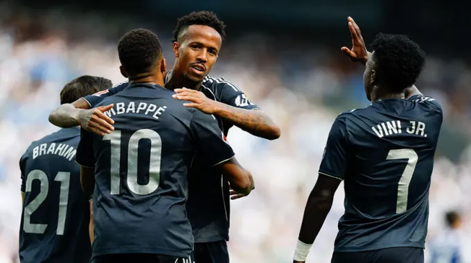 غياب نايف أكرد عن مواجهة مارسيليا وريال مدريد