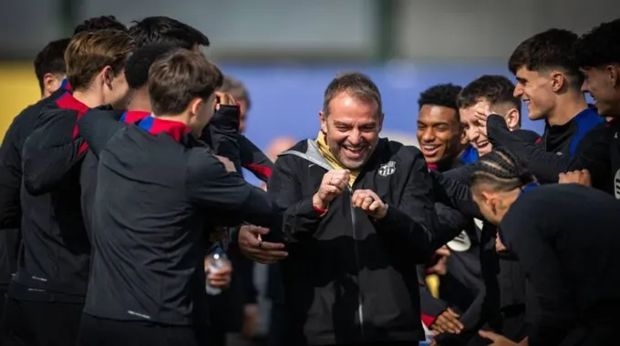 فليك يحصد جائزة مدرب العام ببرشلونة