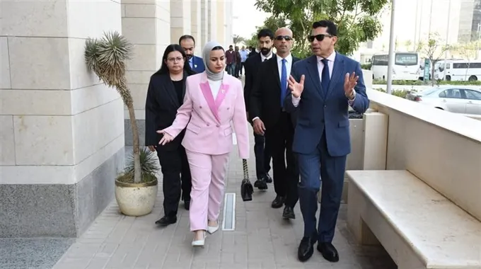 لقاء وزير الشباب المصري مع وزيرة البحرين