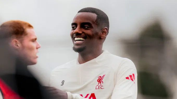 ليفربول يسعى للفوز في مواجهة بيرنلي