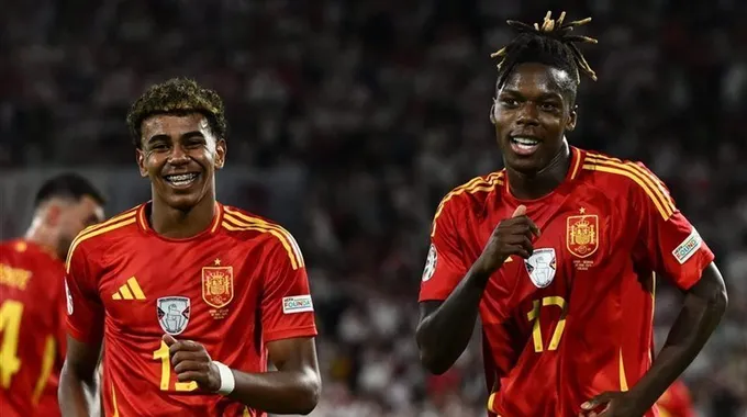 مباراة حاسمة بين إسبانيا وتركيا في تصفيات كأس العالم